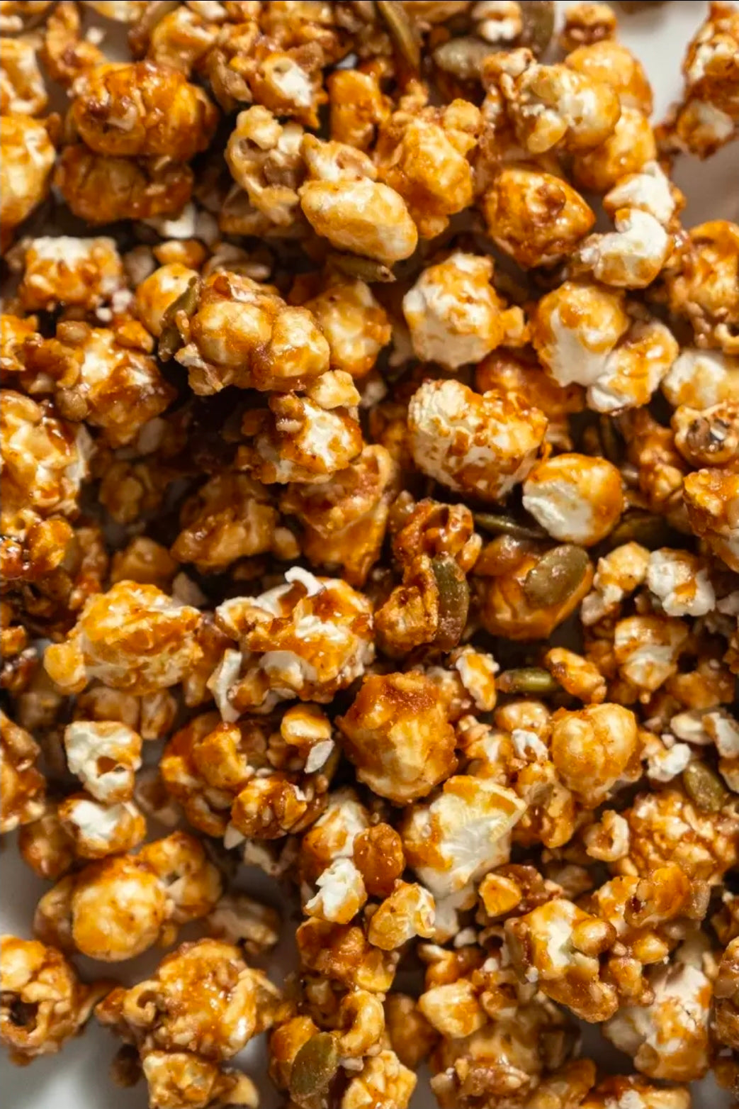 Pom Pom Popcorn - Miso Caramel